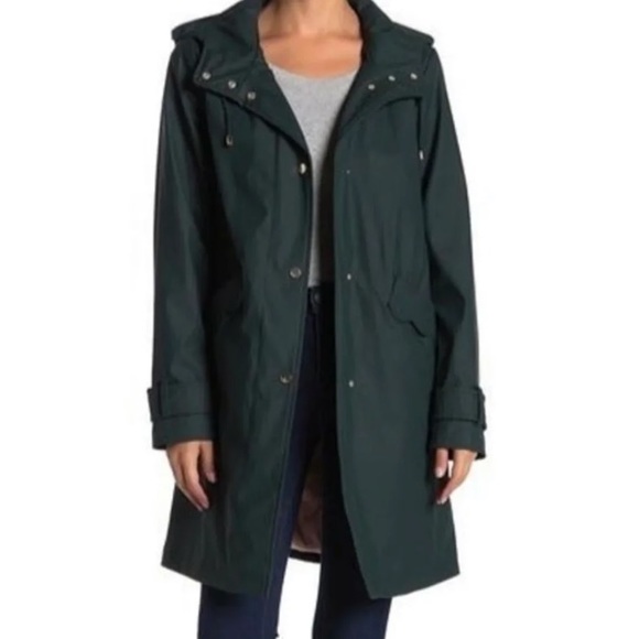 NWT Kate Spade Forest Green Scallop Raincoat